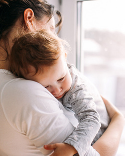 Madre con bebé en etapa de continuación